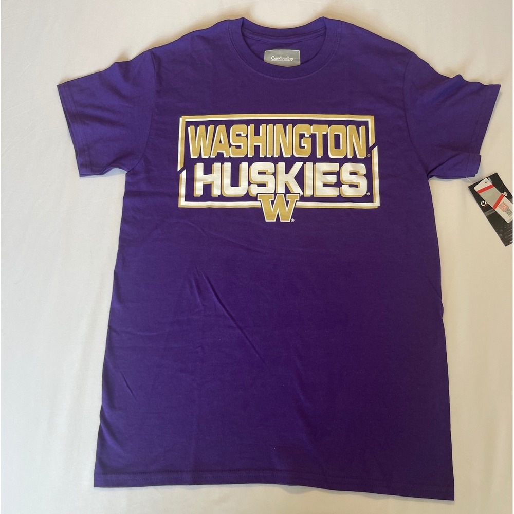 Captivating Washington Huskies NCAA Purple Graphic T-Shirt Small NEW NWT